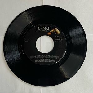 Elvis Presley - Love Me Tender - 45 Record